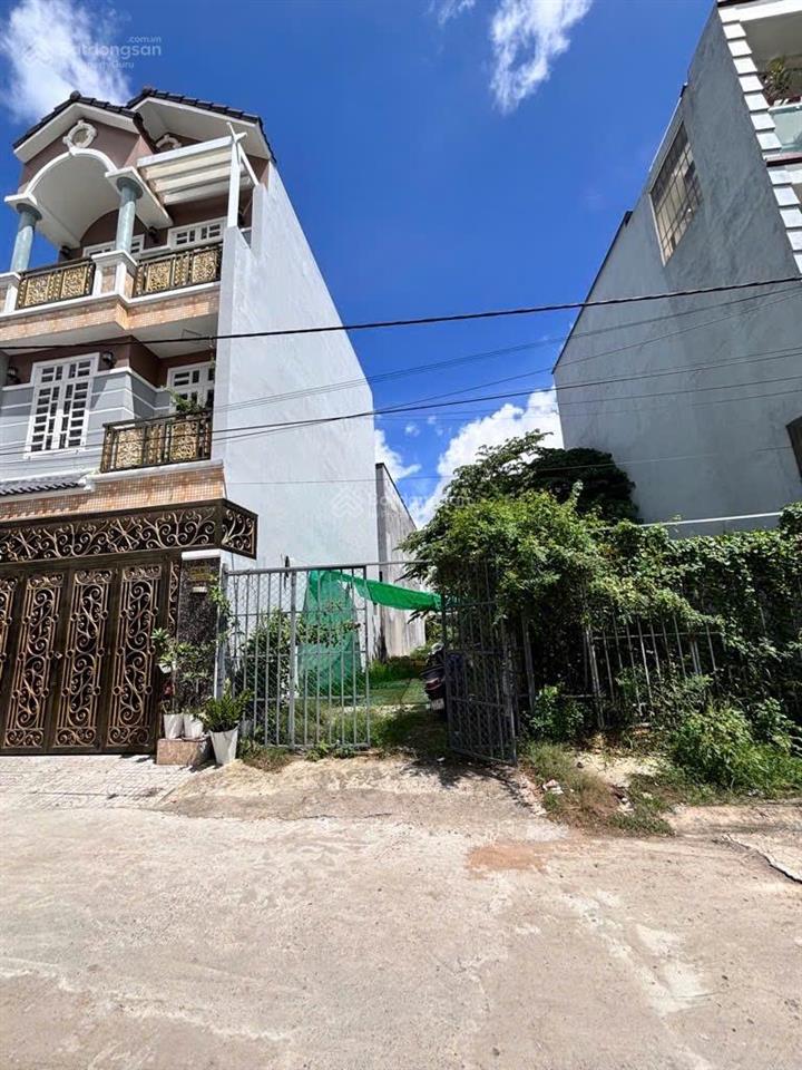 95/m2 đất 2 mặt tiền trước sau xây dựng tự do đường nhựa 8m thông tứ tung tt nhà bè