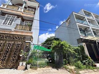 95/m2 đất 2 mặt tiền trước sau xây dựng tự do đường nhựa 8m thông tứ tung tt nhà bè