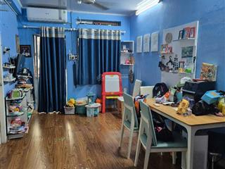 Bán gấp chung cư bàu cát ii  lô g, full nội thất