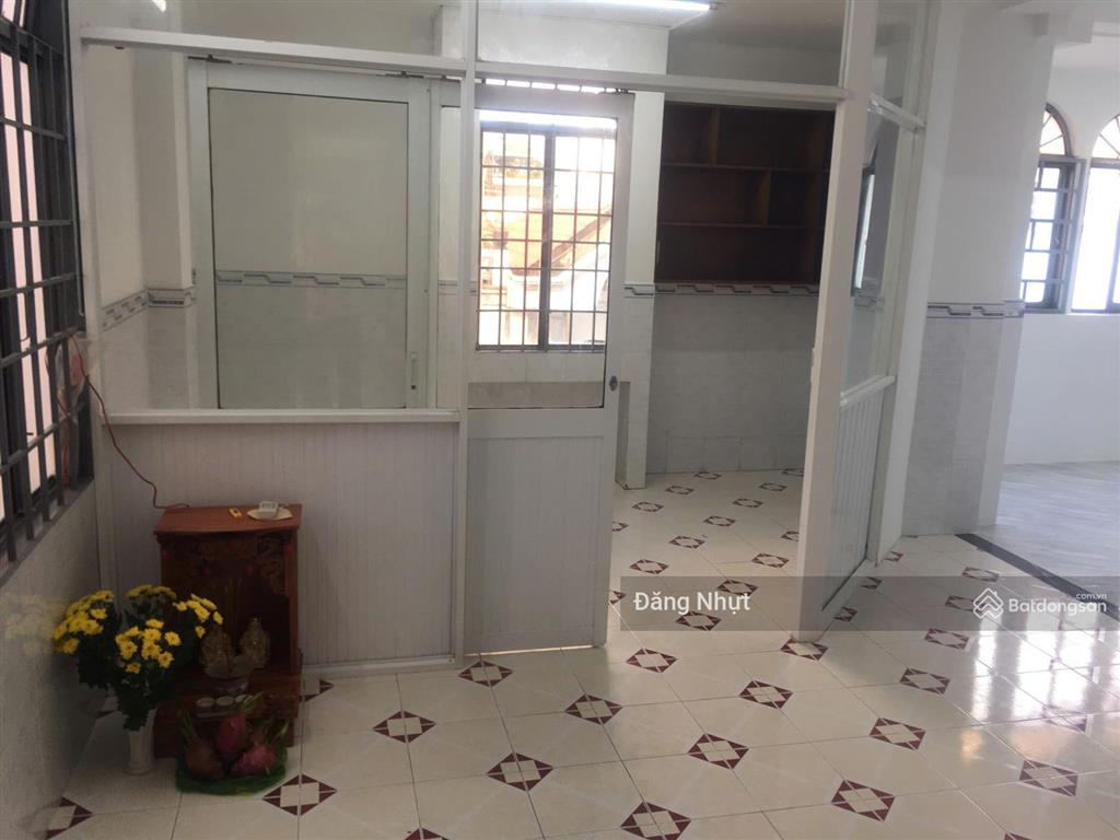 Bán căn hộ cc tân vĩnh, quận 4, di chuyển q1 chỉ 2 phút 2,8 tỷ