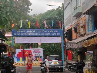 Chưa đến 2tỷ sỡ hữu căn hộ q4 3 phút ra quận 1  shr an ninh, dân trí .