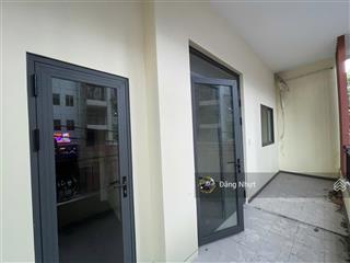 Bán căn hộ chung cư 2pn mặt tiền đường trần quang khải, q1, hcm  trung tâm sầm uất