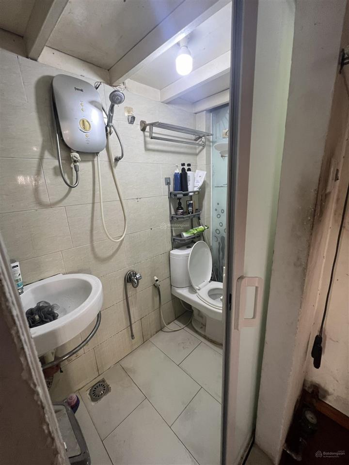 Hiếm! cần bán căn góc cc trần quốc thảo, quận 3  view bờ kè thoáng mát