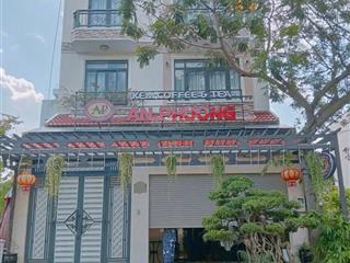 Biệt thự siêu đẹp có thang máy cao cấp sang xịn gần nguyễn văn linh, xã phong phú, bình chánh