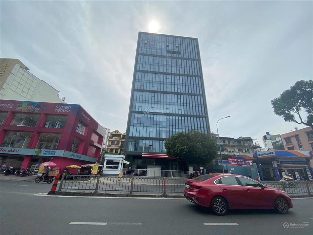 Toà nhà góc 2 mặt tiền hoàng văn thụ phú nhuận, 250m2(10x25) dts 2000m2 hầm + 8 tầng, hđt 4.8 tỷ