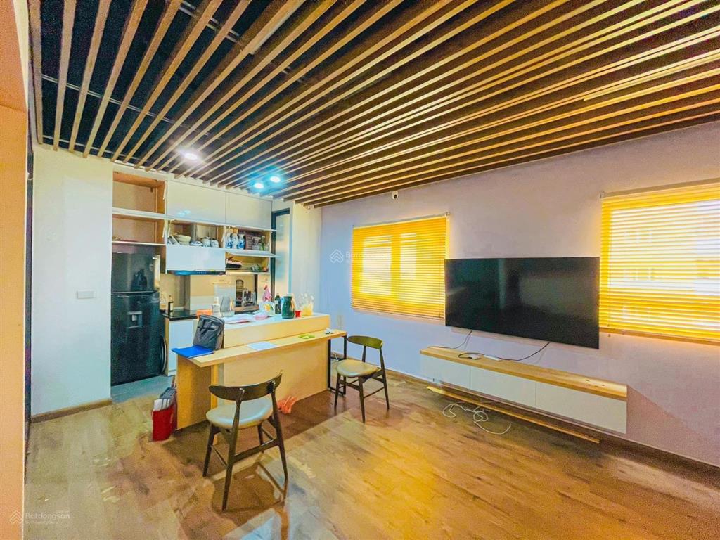 Chính chủ bán gấp chcc 30t nam trung yên dt 58,53m2 tầng 15 giá hợp lý, về ở ngay, sđcc0988 890 ***