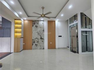 Phố lụa, hà đông 35m, 5tầng, thang máy, lô góc 3 thoáng, giá 8 tỷ.