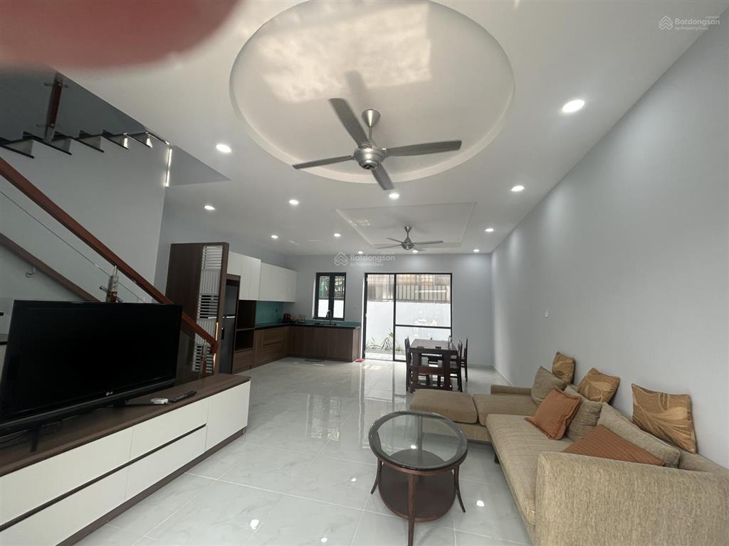 Biệt thự phúc an cho thuê 4 phòng ngủ full nội thất