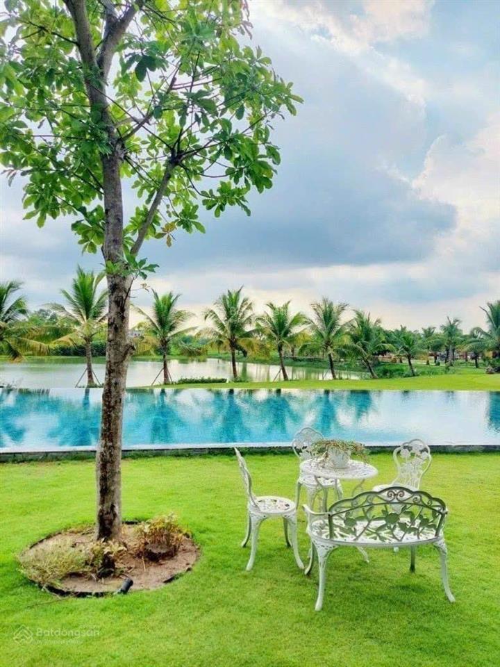 Bán biệt thự siêu đẹp phúc an villas đức hòa 2,8 tỷ  90m hỗ trợ vay ngân hàng