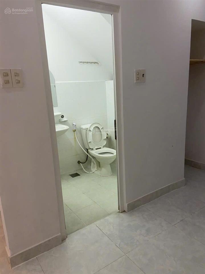 Nhà bán 1 trệt 1 lầu giá 1 tỷ 350 triệu kdc cát tường phú sinh