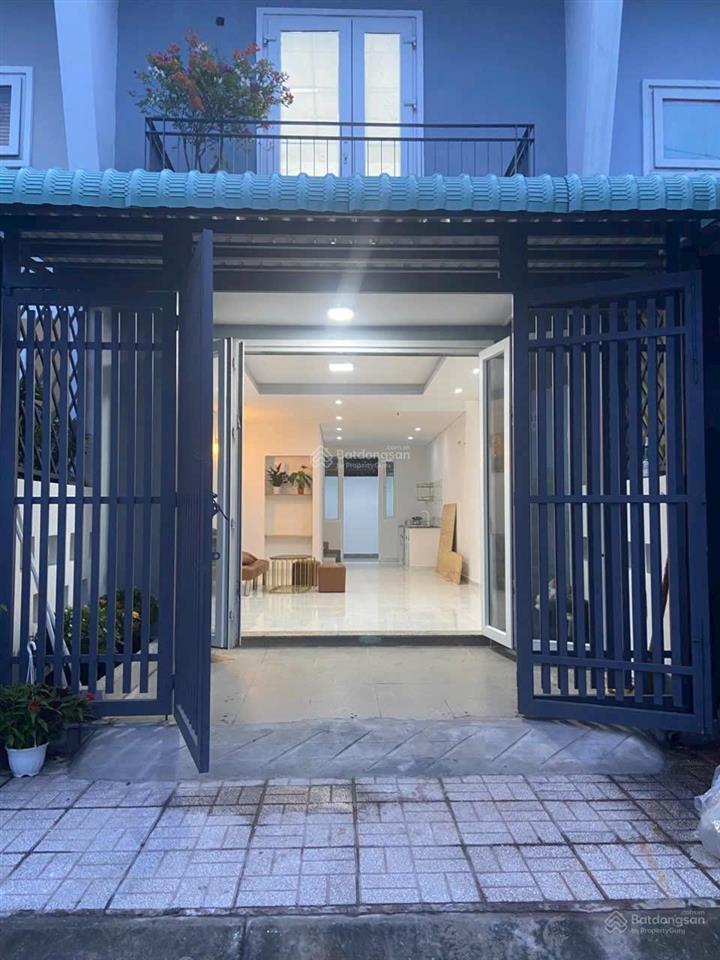 Nhà bán 1 trệt 1 lầu giá 1 tỷ 350 triệu kdc cát tường phú sinh