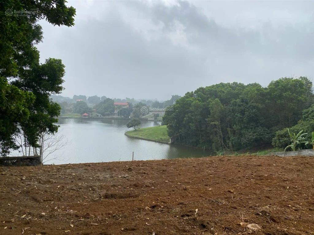 Đất mặt hồ miếu xã xuân mai vị trí cực kỳ đẹp mà giá chỉ có vài triệu 1 mét vuông