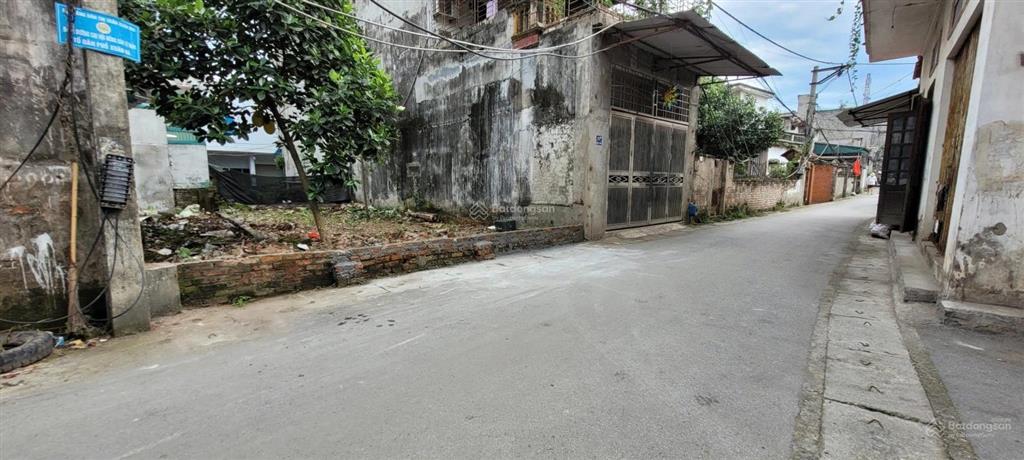 Đất xuân mai ngay chợ giá cực kỳ rẻ  kinh doanh buôn bán được luôn