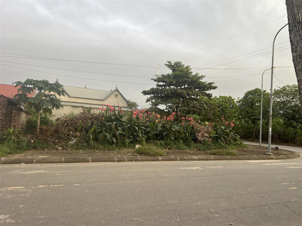 300 m2 full đất ở  lô góc 2 mặt tiền ngay cạnh đường tỉnh lộ 413  giá rẻ nhất khu