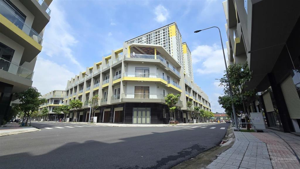 Bán nhà phố liền kề bcons univalley đẹp tại đông hòa, bình dương, 7,5 tỷ, 60m2