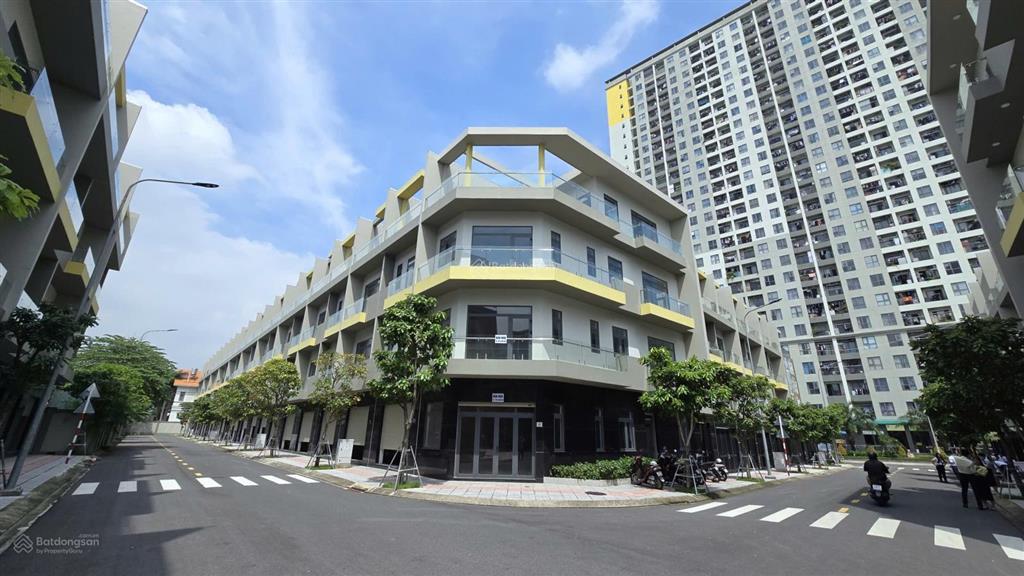 Bán nhà phố liền kề bcons univalley đẹp tại đông hòa, bình dương, 7,5 tỷ, 60m2