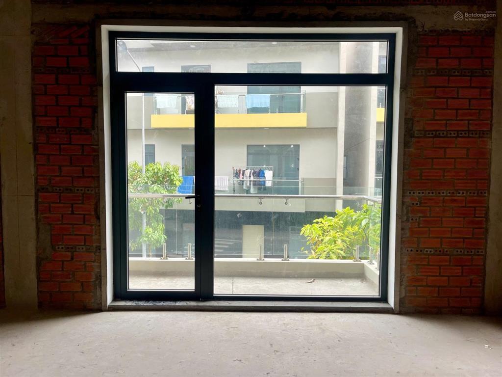 Cơ hội duy nhất sở hữu nhà phố 5pn 6wc tại khu đô thị compound bcons univalley làng đại học qgtphcm