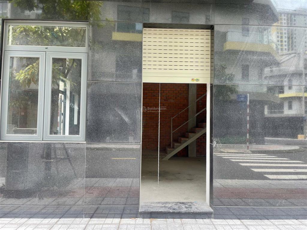 Cơ hội duy nhất sở hữu nhà phố 5pn 6wc tại khu đô thị compound bcons univalley làng đại học qgtphcm