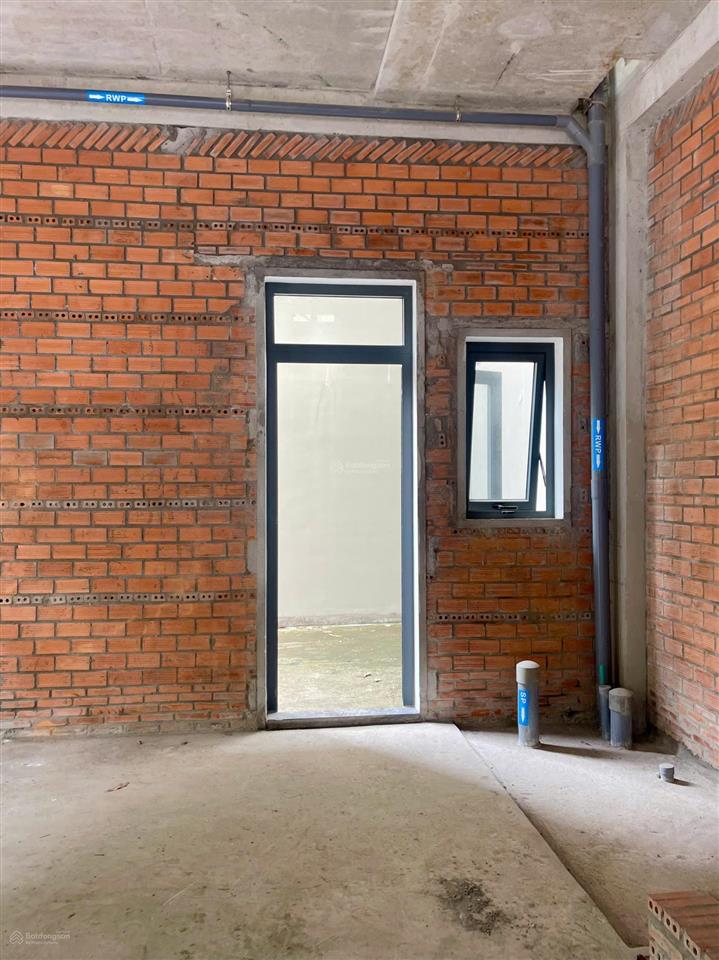 Cơ hội duy nhất sở hữu nhà phố 5pn 6wc tại khu đô thị compound bcons univalley làng đại học qgtphcm
