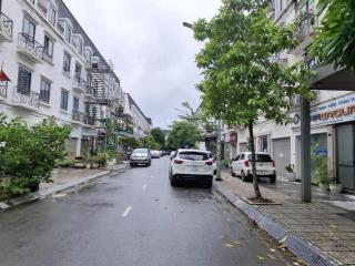 Cần bán nhà kđt văn phú, 73m2, 5 tầng, mặt tiền 5m, thang máy. kinh doanh