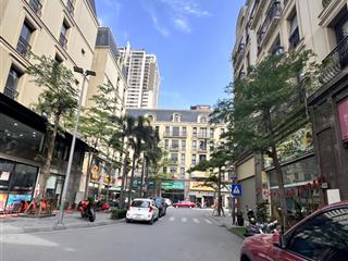 Shophoues tera an hưng thang máy  thông sàn  kinh doang siêu đỉnh