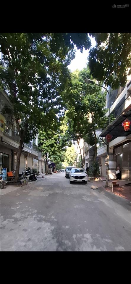 Kđt văn phú  50m 5t mt 5,5m phân lô  nhà đẹp  full nội thất  via hè, đường 11 m