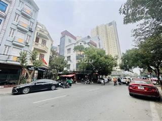 Mặt phố trung tâm cầu giấy  vỉa hè rộng  8 tầng thông sàn  kinh doanh vp  cho thuê 50tr/tháng