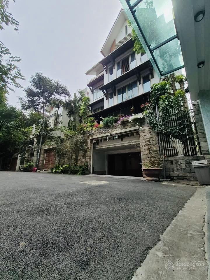 Biệt thự vườn đào  view vườn hoa  hàng xóm tinh hoa  an ninh tuyệt đối  siêu vip
