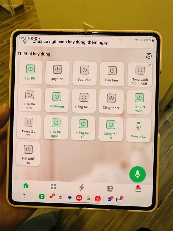 Tầng 2 tập thể hai bà trưng  5 phút ra nhà hát lớn  sổ to  thoáng sáng  smart home