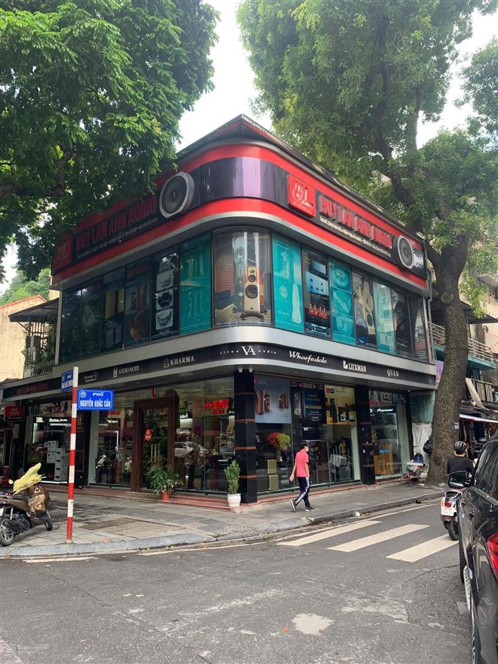 Cho thuê siêu phẩm phố huỳnh thúc kháng, mặt tiền lô góc 14m, kinh doanh mọi mô hình, sạch sẽ