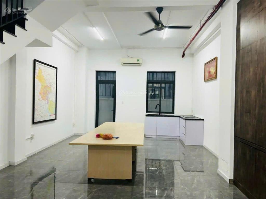 Lakeview city 5x20m, 1 trệt 3 lầu, 5pn full nt cao cấp, giá 35tr/th