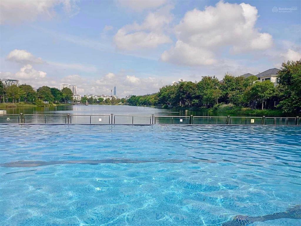 Cần bán gấp nhà phố 5x20m lakeview city, 1 trệt 3 lầu, giá tốt 17.5 tỷ.