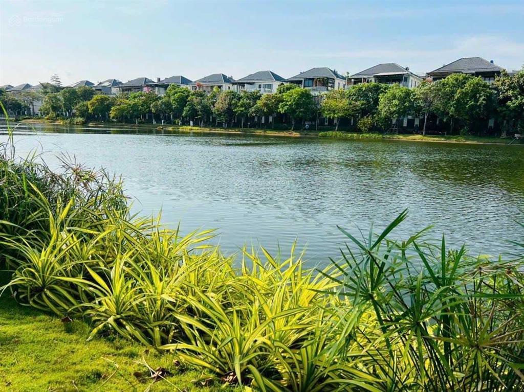 Cần bán gấp nhà phố 5x20m lakeview city, 1 trệt 3 lầu, giá tốt 17.5 tỷ.