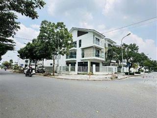 Bán biệt thự, lô góc, 41 tỷ, dt 222.5m2, mt 29m, 3 tầng thô, khu d kđt dương nội, hà đông