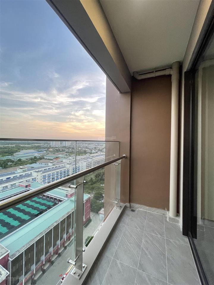 Bán căn 3 phòng ngủ akari city mặt tiền võ văn kiệt đã có sổ hồng, view thoáng mát