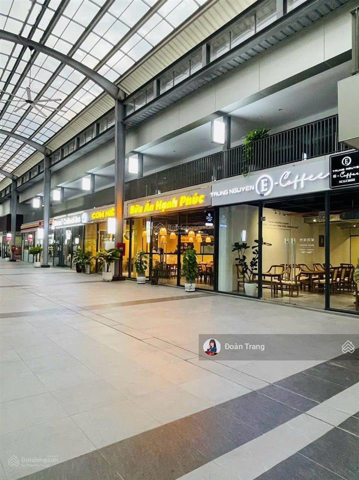 Bán căn đơn lập 300m2 waterpoint phía sau kênh đào chỉ cách sông vàm cỏ 700m