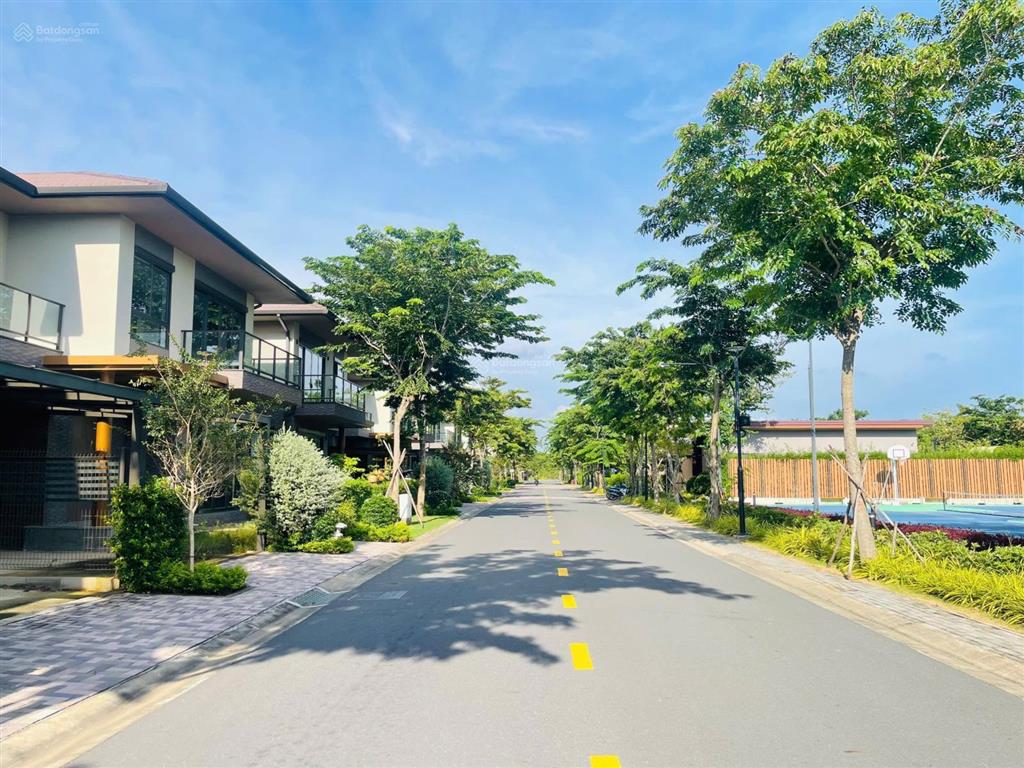 Bán biệt thự đơn lập waterpoint ngay công viên thanh toán giãn, nhận nhà làm sổ hồng ngay