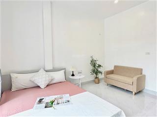 Bán toà chdv lê thanh nghị ngõ thông gần ô tô dt1.2 tỷ/năm gần dh bách kinh xây 82m2*6t 20pn, pccc