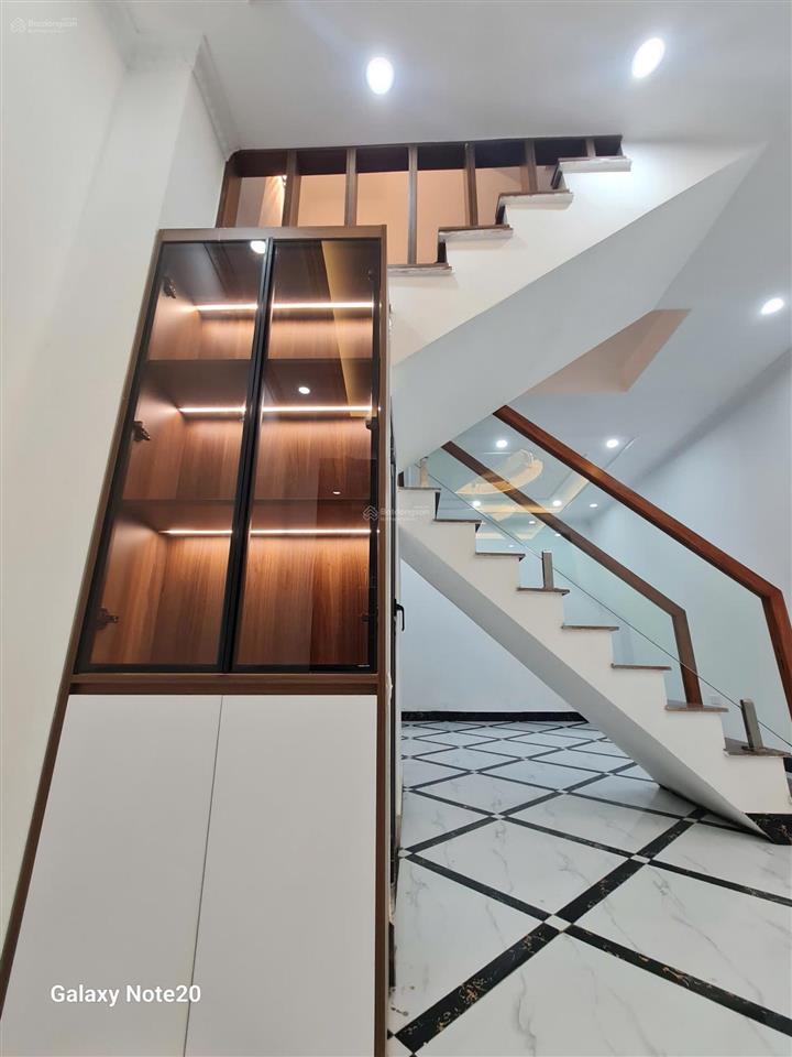 Bán nhà riêng 4pn, 3wc tại thịnh liệt, 9,9 tỷ, 43m2