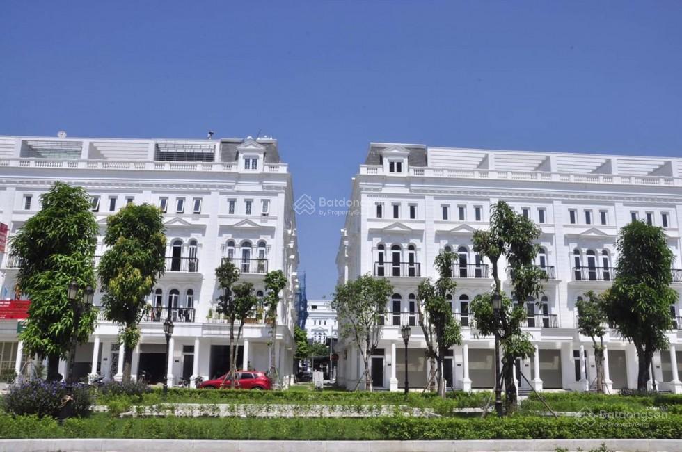 Chính chủ bán cặp liền kề mặt chung cư tại louis city 100m2  30 tỷ(cả cặp 200m2  60 tỷ)cực chất