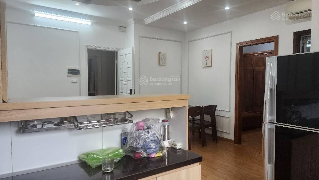 Bán gấp căn hộ 64 m2, hai phòng ngủ, gần mặt phố đinh núp, khu nam trung yên, 4,75 tỷ