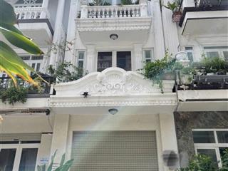 Cần bán nhà phố đường hoàng quốc việt, p. phú mỹ, quận 7  giá3tỷ99/68m2 (4,25x16m). pháp lý chuẩn