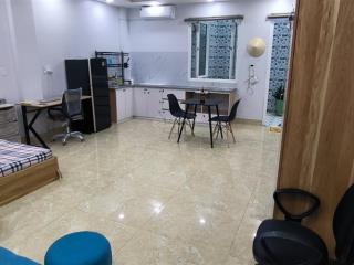 Cho thuê căn hộ studio 45m2 tầng trệt có sân sau thảo điền quận 2. chỉ 10 triệu.  0777 066 ***