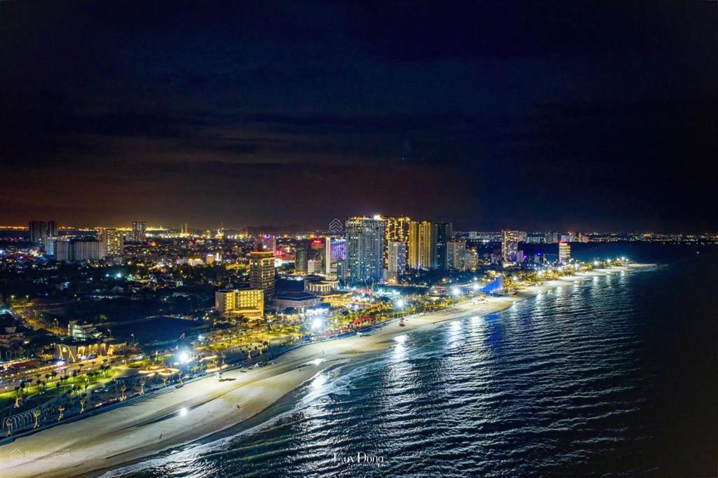 Bán căn hộ 1pn 60m2 tầng 17 csj tower vũng tàu view đẹp nhìn toàn thành phố về đêm.  0777 066 ***