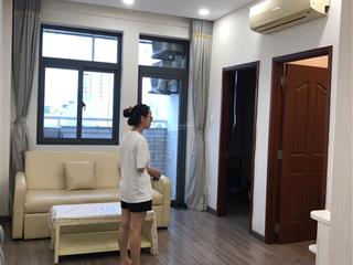 Khan hiếm. cho thuê căn góc 52m2, chung cư b1 trường sa, 2pn 2wc, thang máy có ban công view quận 1