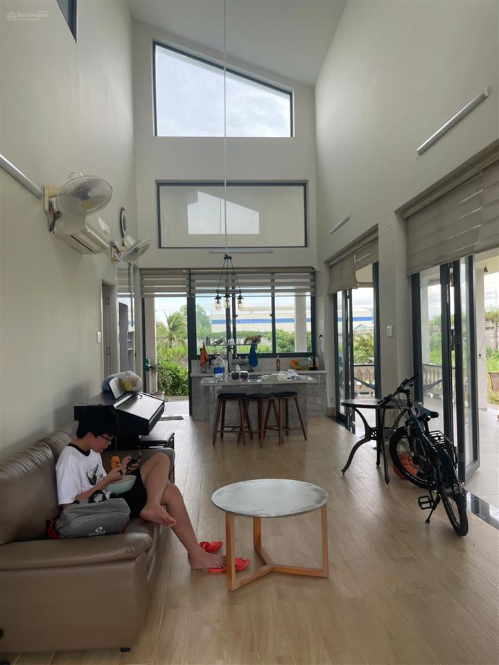 Bán biệt thự nghỉ dưỡng dt 30x80m, nằm ngay đt862, gò công đông, cách tp. hcm 60km theo hướng ql50