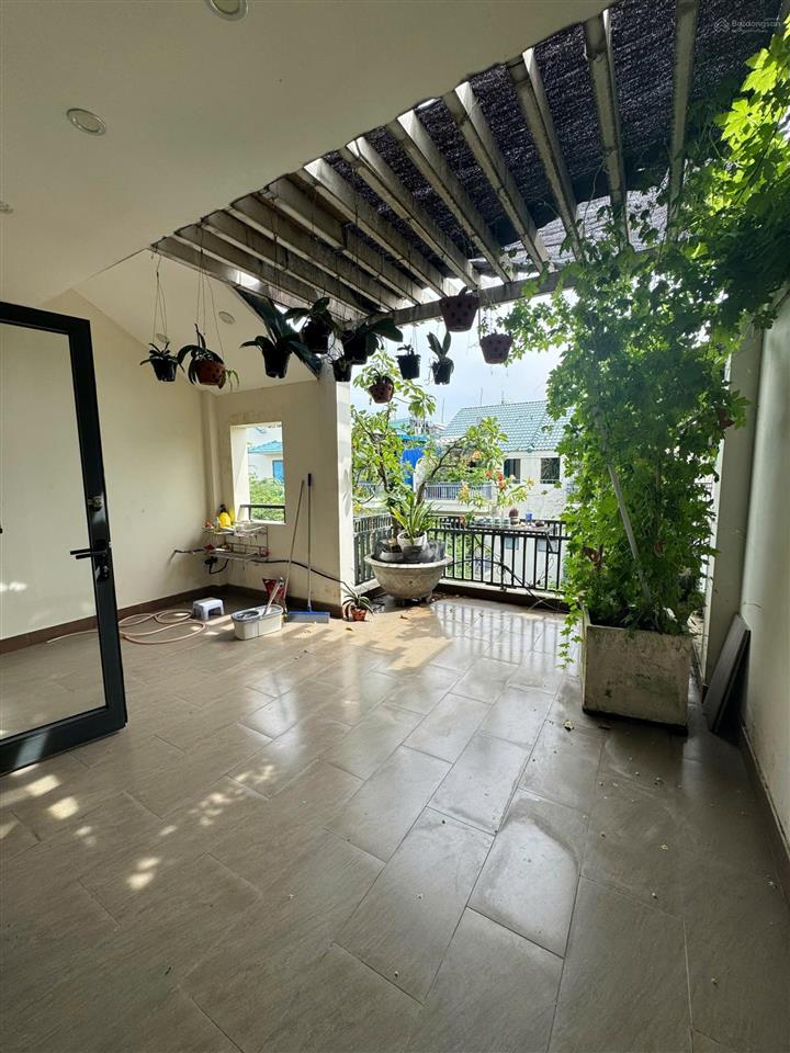 Bán nhà phố trong khu vip  senturia vườn lài, diện tích 5x22m, 106m2, tặng lại toàn bộ nội thất