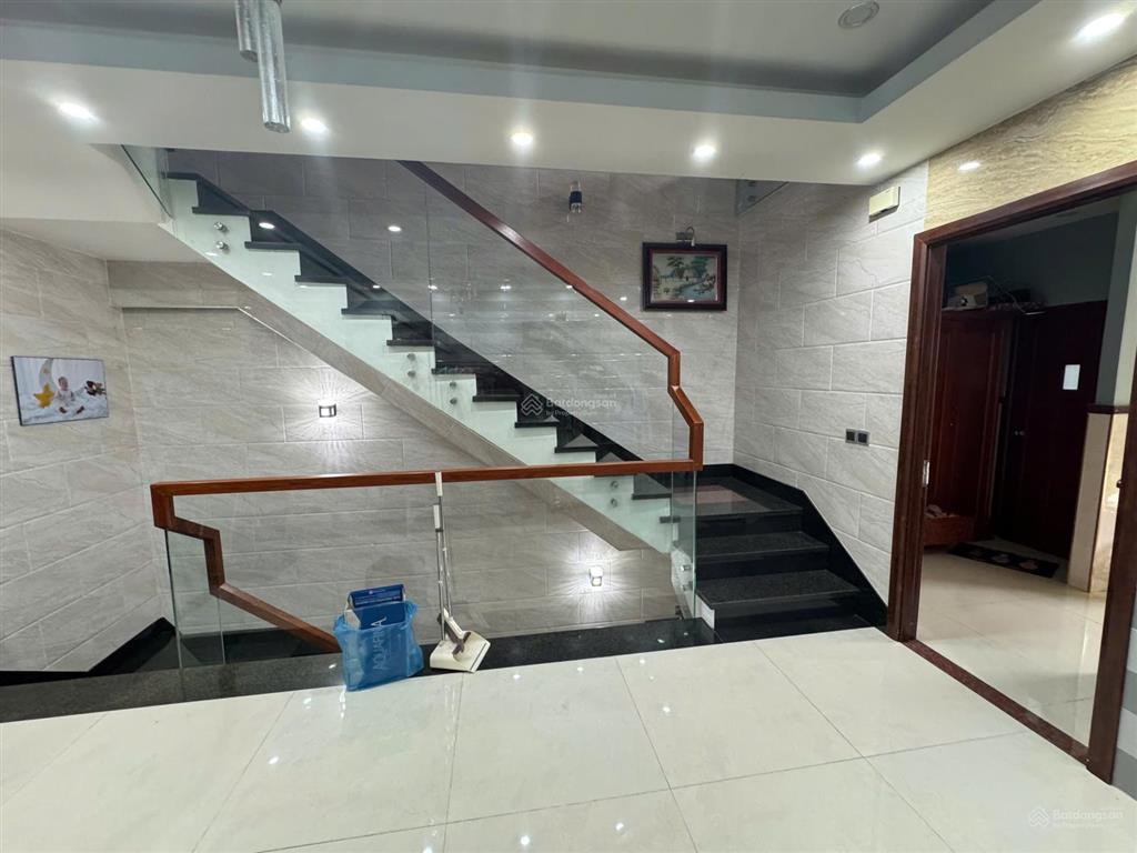 Bán nhà phố trong khu vip  senturia vườn lài, diện tích 5x22m, 106m2, tặng lại toàn bộ nội thất