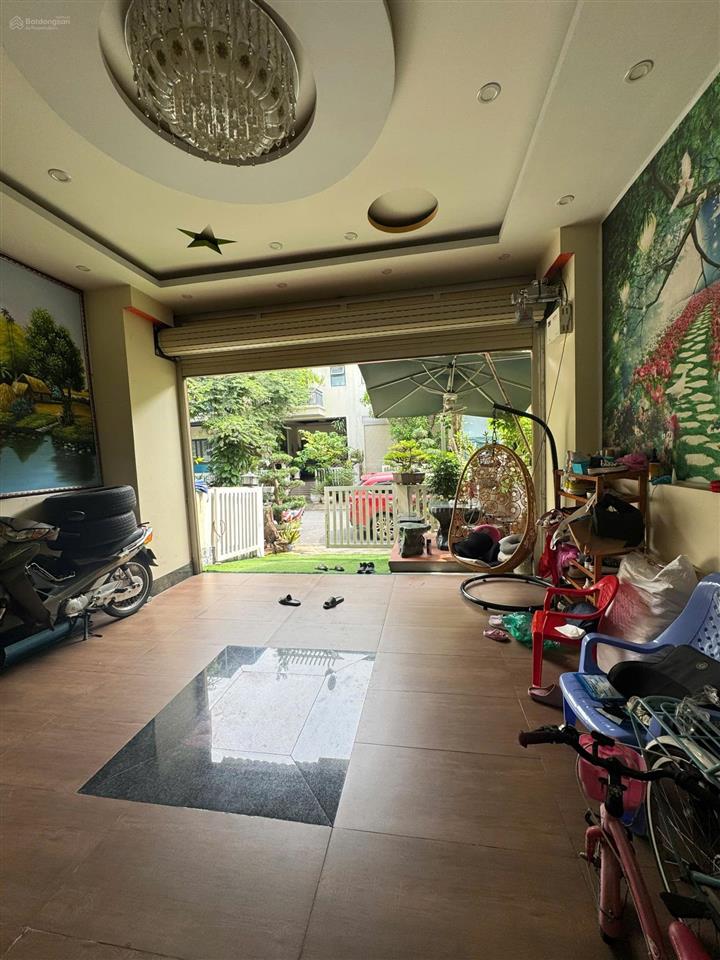 Bán nhà phố trong khu vip  senturia vườn lài, diện tích 5x22m, 106m2, tặng lại toàn bộ nội thất