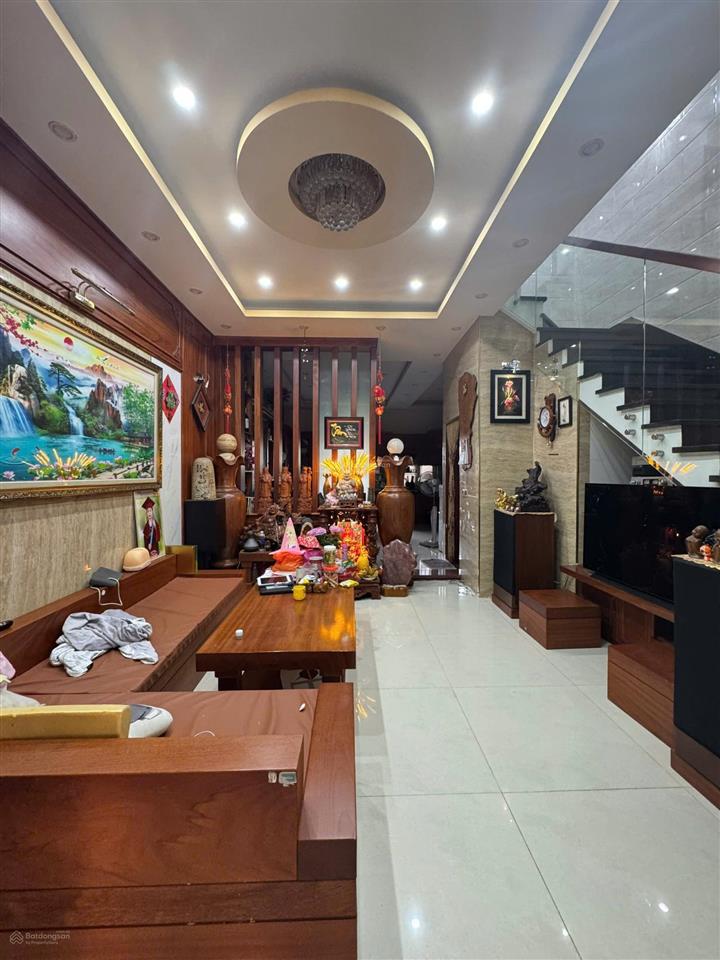 Bán nhà phố trong khu vip  senturia vườn lài, diện tích 5x22m, 106m2, tặng lại toàn bộ nội thất